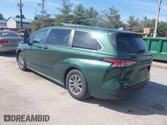 2021 Toyota Sienna LE with VIN 5TDKSKFCXMS023790, listed as a IAAI auction lot 43308235 with 49,430 mi miles and . Bid and sale history available at DreamBid. Image 3.