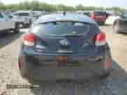 2012 Hyundai Veloster w/Red Int z VIN KMHTC6AD9CU074292, wystawiony jako Copart lot #56371095 z przebiegiem Nie podano mil oraz Czysty tytuł • Clean title. Historia ofert i sprzedaży dostępna na DreamBid. Obrazek 6.