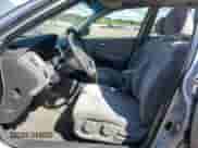 2001 Honda Accord LX z VIN 1HGCG56401A106123, wystawiony jako Copart lot #81580625 z przebiegiem 148 958 mil mil oraz Szkoda całkowita • Salvage title. Historia ofert i sprzedaży dostępna na DreamBid. Obrazek 7.