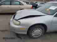 2004 Chevrolet Malibu Classic z VIN 1G1ND52FX4M501722, wystawiony jako IAAI lot #41243492 z przebiegiem 167 241 mil mil oraz . Historia ofert i sprzedaży dostępna na DreamBid. Obrazek 6.