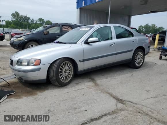 2004 Volvo S60 с VIN YV1RS59V842319339, выставлен на аукционе Copart как лот 61177875 с пробегом 147 712 миль миль и Списание • Salvage title. История ставок и продаж доступна на DreamBid. Изображение 1.