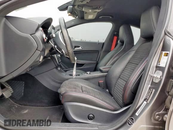 2016 Mercedes-Benz CLA 250 с VIN WDDSJ4EB2GN325601, выставлен на аукционе Copart как лот 70583845 с пробегом 100 534 миль миль и Списание • Salvage title. История ставок и продаж доступна на DreamBid. Изображение 7.