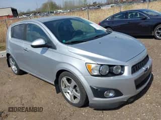 2014 Chevrolet Sonic LTZ с VIN 1G1JE6SB8E4218266, выставлен на аукционе IAAI как лот 42156201 с пробегом 136 054 миль миль и . История ставок и продаж доступна на DreamBid. Изображение 1.