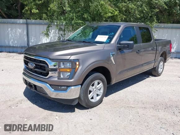 2023 Ford F-150 XL с VIN 1FTEW1C8XPFA61245, выставлен на аукционе IAAI как лот 42692758 с пробегом 50 935 миль миль и . История ставок и продаж доступна на DreamBid. Изображение 2.