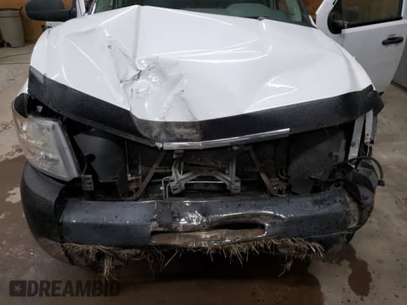 2009 Chevrolet Silverado 2500HD Work Truck z VIN 1GCHK49K79E153323, wystawiony jako Copart lot #55990715 z przebiegiem 190 933 mil mil oraz Czysty tytuł • Clean title. Historia ofert i sprzedaży dostępna na DreamBid. Obrazek 11.