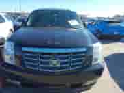 2009 Cadillac Escalade with VIN 1GYFC132X9R265628, listed as a IAAI auction lot 41230193 with 162,141 mi miles and . Bid and sale history available at DreamBid. Image 6.