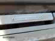 1990 Jeep Wrangler z VIN 2J4FY29T2LJ508582, wystawiony jako Copart lot #55752555 z przebiegiem 164 987 mil mil oraz Czysty tytuł • Clean title. Historia ofert i sprzedaży dostępna na DreamBid. Obrazek 12.