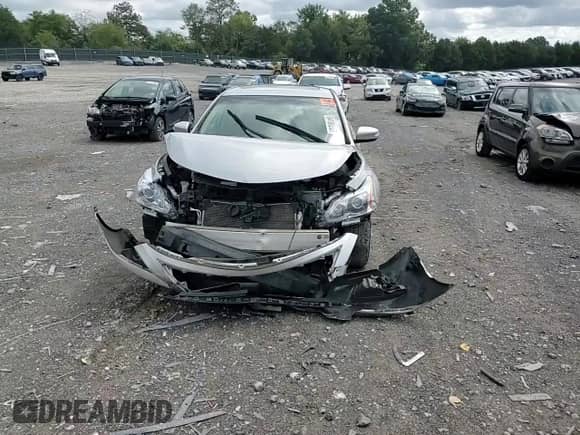 2015 Nissan Altima SV с VIN 1N4AL3APXFC241926, выставлен на аукционе Copart как лот 84193255 с пробегом 144 785 миль миль и Списание • Salvage title. История ставок и продаж доступна на DreamBid. Изображение 13.