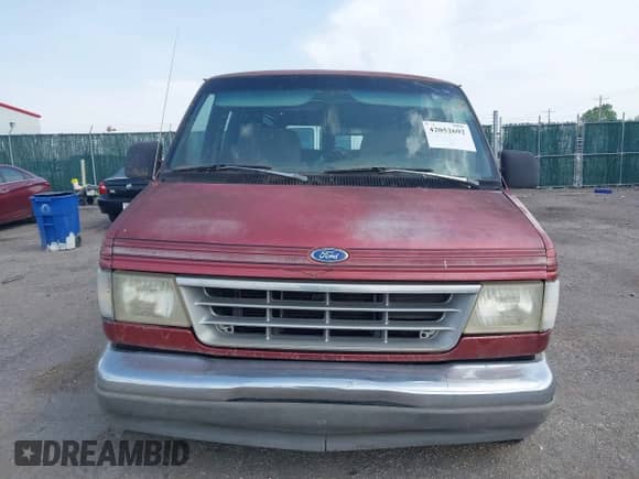 1993 Ford Econoline Cargo с VIN 1FDEE14N6PHB08293, выставлен на аукционе IAAI как лот 42052692 с пробегом Не указан миль и . История ставок и продаж доступна на DreamBid. Изображение 6.