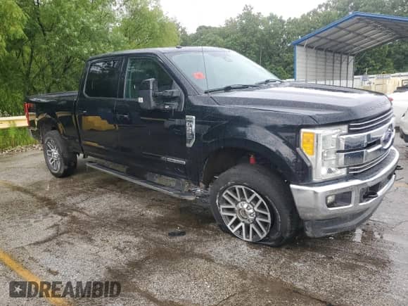 2017 Ford F-250 Lariat с VIN 1FT7W2BT0HEB90624, выставлен на аукционе Copart как лот 62662685 с пробегом 178 097 миль миль и Чистый • Clean title. История ставок и продаж доступна на DreamBid. Изображение 4.