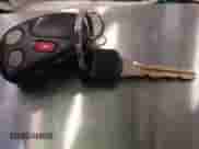 2006 Chevrolet Silverado 1500 LT3 z VIN 2GCEK13T661134570, wystawiony jako IAAI lot #43357401 z przebiegiem 238 723 mil mil oraz . Historia ofert i sprzedaży dostępna na DreamBid. Obrazek 11.