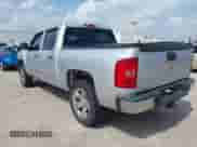 2013 Chevrolet Silverado 1500 LS z VIN 3GCPCREAXDG285125, wystawiony jako IAAI lot #42167476 z przebiegiem 201 813 mil mil oraz . Historia ofert i sprzedaży dostępna na DreamBid. Obrazek 3.