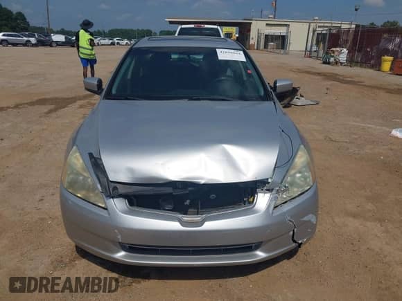 2003 Honda Accord EX z VIN 1HGCM66533A009461, wystawiony jako IAAI lot #42898064 z przebiegiem 172 862 mil mil oraz . Historia ofert i sprzedaży dostępna na DreamBid. Obrazek 12.