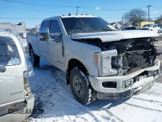 2019 Ford F-250 XL with VIN 1FT7W2BT3KEE38288, listed as a IAAI auction lot 41520760 with 53,806 mi miles and . Bid and sale history available at DreamBid. Image 1.