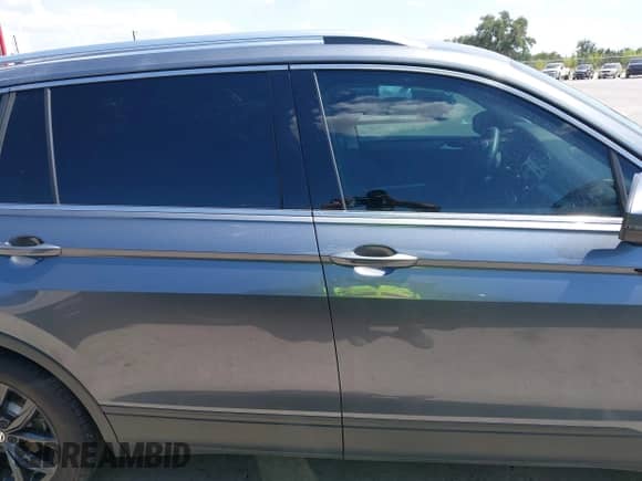 2024 Volkswagen Tiguan SE с VIN 3VV3B7AX5RM049198, выставлен на аукционе IAAI как лот 42885319 с пробегом 15 410 миль миль и . История ставок и продаж доступна на DreamBid. Изображение 13.