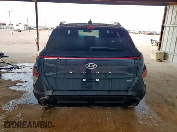 2025 Hyundai Kona SEL с VIN KM8HBCAB4SU245003, выставлен на аукционе Copart как лот 83981375 с пробегом 14 615 миль миль и Чистый • Clean title. История ставок и продаж доступна на DreamBid. Изображение 6.
