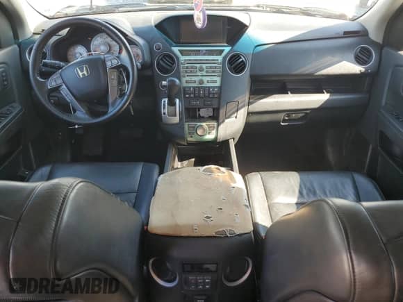 2010 Honda Pilot Touring with VIN 5FNYF4H92AB014464, listed as a Copart auction lot 69681105 with 232,769 mi miles and Clean title. Bid and sale history available at DreamBid. Image 8.