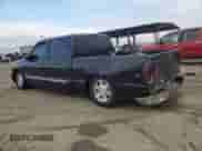 2005 GMC Sierra 1500 SLT z VIN 2GTEC13TX51146328, wystawiony jako Copart lot #43947725 z przebiegiem 350 898 mil mil oraz Szkoda całkowita • Salvage title. Historia ofert i sprzedaży dostępna na DreamBid. Obrazek 2.