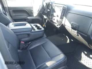 2015 Chevrolet Silverado 1500 LT z VIN 3GCUKREC4FG497156, wystawiony jako IAAI lot #43471055 z przebiegiem 86 714 mil mil oraz . Historia ofert i sprzedaży dostępna na DreamBid. Obrazek 5.