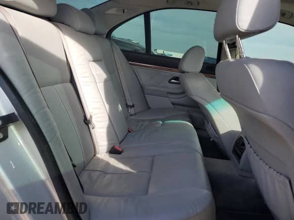 2002 BMW 5 Series 525i z VIN WBADT43402GY42083, wystawiony jako Copart lot #45158495 z przebiegiem Nie podano mil oraz Czysty tytuł • Clean title. Historia ofert i sprzedaży dostępna na DreamBid. Obrazek 10.