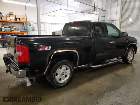 2011 Chevrolet Silverado 1500 LTZ с VIN 1GCRKTE30BZ165745, выставлен на аукционе Copart как лот 82347055 с пробегом 218 225 миль миль и Чистый • Clean title. История ставок и продаж доступна на DreamBid. Изображение 3.