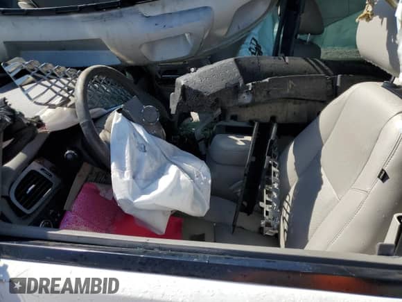 2013 Chevrolet Tahoe LTZ с VIN 1GNSCCE00DR183807, выставлен на аукционе Copart как лот 52701485 с пробегом Не указан миль и На запчасти • Non repairable. История ставок и продаж доступна на DreamBid. Изображение 7.