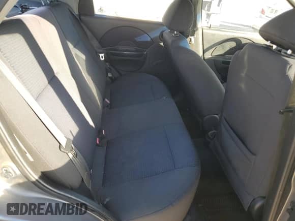 2006 Chevrolet Aveo LS с VIN KL1TD566X6B555861, выставлен на аукционе Copart как лот 83672144 с пробегом 141 923 миль миль и Списание • Salvage title. История ставок и продаж доступна на DreamBid. Изображение 10.