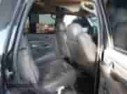 2005 Cadillac Escalade z VIN 1GYEK63N15R177017, wystawiony jako IAAI lot #42656380 z przebiegiem 194 222 mil mil oraz . Historia ofert i sprzedaży dostępna na DreamBid. Obrazek 8.