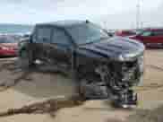 2022 Chevrolet Silverado 1500 RST z VIN 1GCUDEET6NZ599205, wystawiony jako Copart lot #42735645 z przebiegiem Nie podano mil oraz Czysty tytuł • Clean title. Historia ofert i sprzedaży dostępna na DreamBid. Obrazek 4.