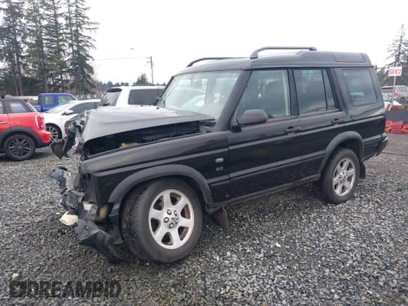 2002 Land Rover Discovery Cloth with VIN SALTY15442A757710, listed as a IAAI auction lot 40946887 with 161,221 mi miles and . Bid and sale history available at DreamBid. Image 2.