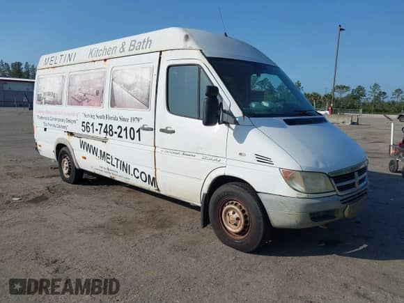 2006 Dodge Sprinter with VIN WD0PD744565941214, listed as a IAAI auction lot 41491891 with 250,058 mi miles and . Bid and sale history available at DreamBid. Image 1.