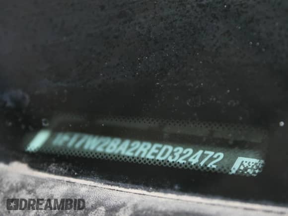 2024 Ford F-250 XL с VIN 1FT7W2BA2RED32472, выставлен на аукционе Copart как лот 86175355 с пробегом 15 826 миль миль и Списание • Salvage title. История ставок и продаж доступна на DreamBid. Изображение 10.