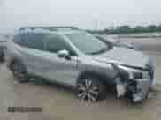 2023 Subaru Forester Limited z VIN JF2SKAPCXPH466170, wystawiony jako Copart lot #69544175 z przebiegiem 29 221 mil mil oraz Szkoda całkowita • Salvage title. Historia ofert i sprzedaży dostępna na DreamBid. Obrazek 4.