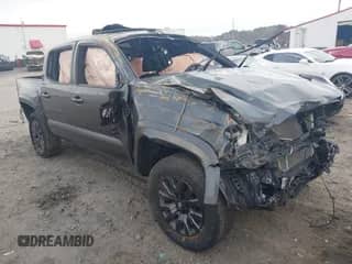 2022 Toyota Tacoma Limited с VIN 3TMGZ5AN4NM526146, выставлен на аукционе IAAI как лот 41214189 с пробегом 19 771 миль миль и . История ставок и продаж доступна на DreamBid. Изображение 1.