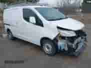 2015 Chevrolet City Express Cargo LT z VIN 3N63M0ZN1FK722253, wystawiony jako IAAI lot #41755283 z przebiegiem 44 479 mil mil oraz . Historia ofert i sprzedaży dostępna na DreamBid. Obrazek 1.