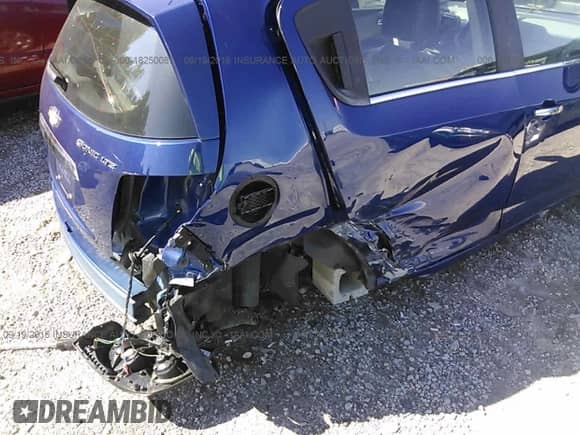 2013 Chevrolet Sonic LTZ с VIN 1G1JE6SH4D4248349, выставлен на аукционе IAAI как лот 18250087 с пробегом 40 527 миль миль и . История ставок и продаж доступна на DreamBid. Изображение 6.