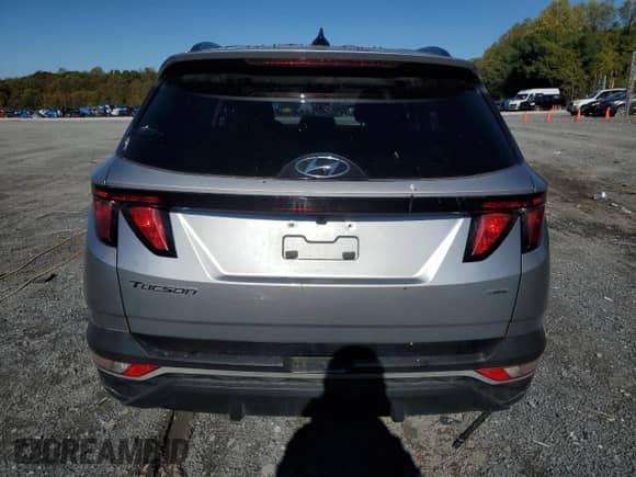 2024 Hyundai Tucson SEL with VIN 5NMJBCDE2RH297436, listed as a Copart auction lot 84233585 with 47,633 mi miles and Salvage title. Bid and sale history available at DreamBid. Image 6.