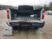 2022 Chevrolet Silverado 1500 Work Truck z VIN 1GCUDAED8NZ579510, wystawiony jako Copart lot #84368554 z przebiegiem 43 863 mil mil oraz Szkoda całkowita • Salvage title. Historia ofert i sprzedaży dostępna na DreamBid. Obrazek 6.