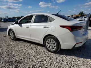 2021 Hyundai Accent SE z VIN 3KPC24A62ME143353, wystawiony jako Copart lot #86153465 z przebiegiem 81 099 mil mil oraz Nie do naprawy • Non repairable. Historia ofert i sprzedaży dostępna na DreamBid. Obrazek 2.