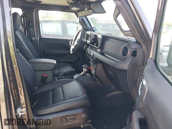 2025 Jeep Wrangler Rubicon с VIN 1C4PJXFNXSW532895, выставлен на аукционе IAAI как лот 42694548 с пробегом 1 886 миль миль и . История ставок и продаж доступна на DreamBid. Изображение 5.