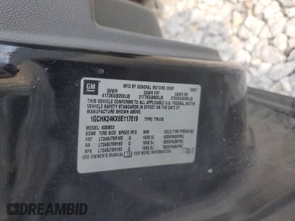 2008 Chevrolet Silverado 2500HD 1LT z VIN 1GCHK24KX8E117619, wystawiony jako Copart lot #72045005 z przebiegiem 148 231 mil mil oraz Czysty tytuł • Clean title. Historia ofert i sprzedaży dostępna na DreamBid. Obrazek 12.