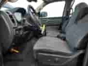 2020 Ram 1500 Big Horn z VIN 1C6RREFG1LN333692, wystawiony jako Copart lot #84649694 z przebiegiem 67 046 mil mil oraz Szkoda całkowita • Salvage title. Historia ofert i sprzedaży dostępna na DreamBid. Obrazek 7.