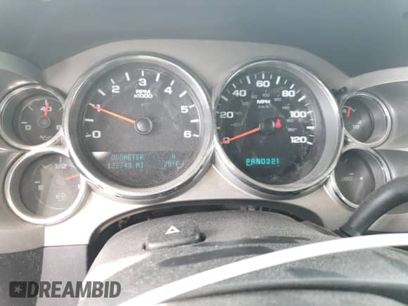 2013 Chevrolet Silverado 1500 LT z VIN 1GCRKSEA2DZ353887, wystawiony jako Copart lot #67435005 z przebiegiem 122 743 mil mil oraz Czysty tytuł • Clean title. Historia ofert i sprzedaży dostępna na DreamBid. Obrazek 9.