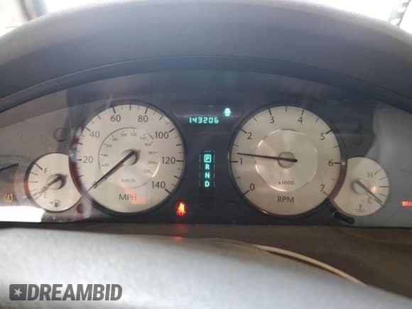 2008 Chrysler 300 Touring Signature z VIN 2C3CK5CV4AH156863, wystawiony jako Copart lot #85174595 z przebiegiem 143 206 mil mil oraz Nie do naprawy • Non repairable. Historia ofert i sprzedaży dostępna na DreamBid. Obrazek 9.