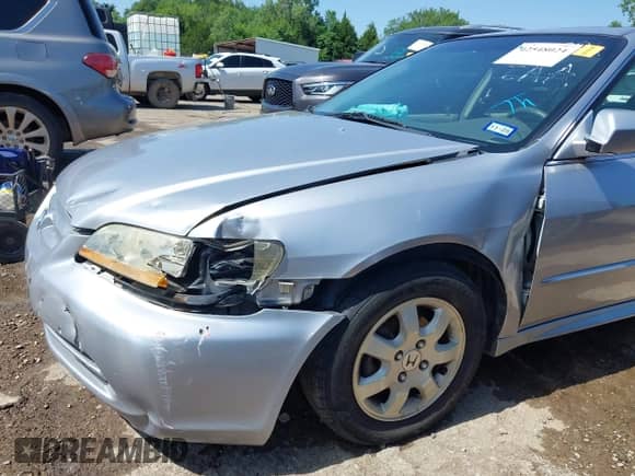 2001 Honda Accord EX with VIN JHMCG566X1C013791, listed as a IAAI auction lot 42548024 with 115,100 mi miles and . Bid and sale history available at DreamBid. Image 6.