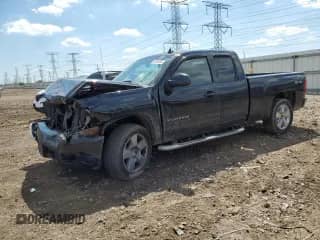 2011 Chevrolet Silverado 1500 LTZ with VIN 1GCRKTE37BZ293139, listed as a Copart auction lot 55832065 with 131,585 mi miles and Salvage title. Bid and sale history available at DreamBid. Image 1.