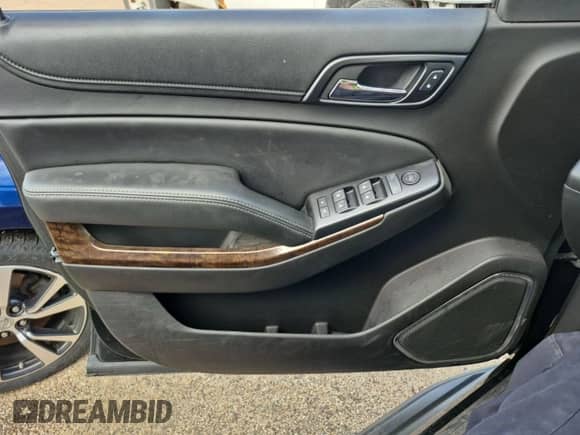 2017 Chevrolet Tahoe LS with VIN 1GNSKAKC8HR224907, listed as a IAAI auction lot 43542114 with 151,330 mi miles and . Bid and sale history available at DreamBid. Image 7.