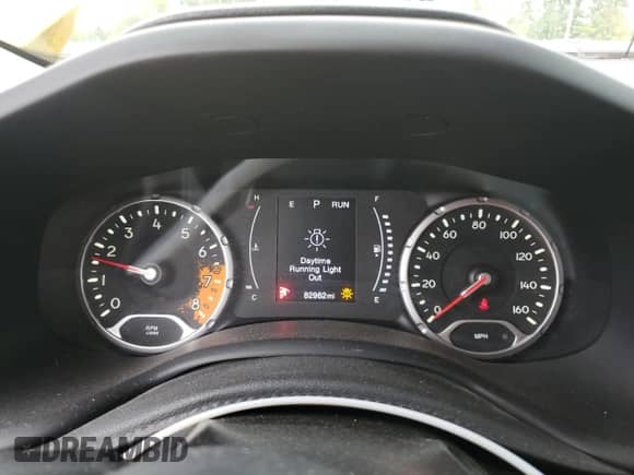 2017 Jeep Renegade Latitude с VIN ZACCJABB6HPE88651, выставлен на аукционе Copart как лот 72070765 с пробегом 82 962 миль миль и Списание • Salvage title. История ставок и продаж доступна на DreamBid. Изображение 9.