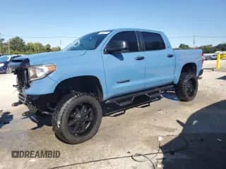 2019 Toyota Tundra SR5 z VIN 5TFDW5F13KX789686, wystawiony jako Copart lot #71045115 z przebiegiem 92 466 mil mil oraz Szkoda całkowita • Salvage title. Historia ofert i sprzedaży dostępna na DreamBid. Obrazek 1.