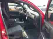 2023 Toyota Tacoma SR z VIN 3TMCZ5AN0PM560313, wystawiony jako IAAI lot #42650949 z przebiegiem 27 871 mil mil oraz . Historia ofert i sprzedaży dostępna na DreamBid. Obrazek 5.